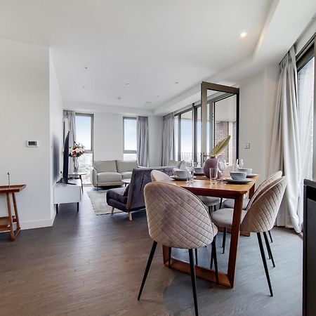 Deluxe Three Bedroom Apartment By London Excel Stays Eksteriør bilde
